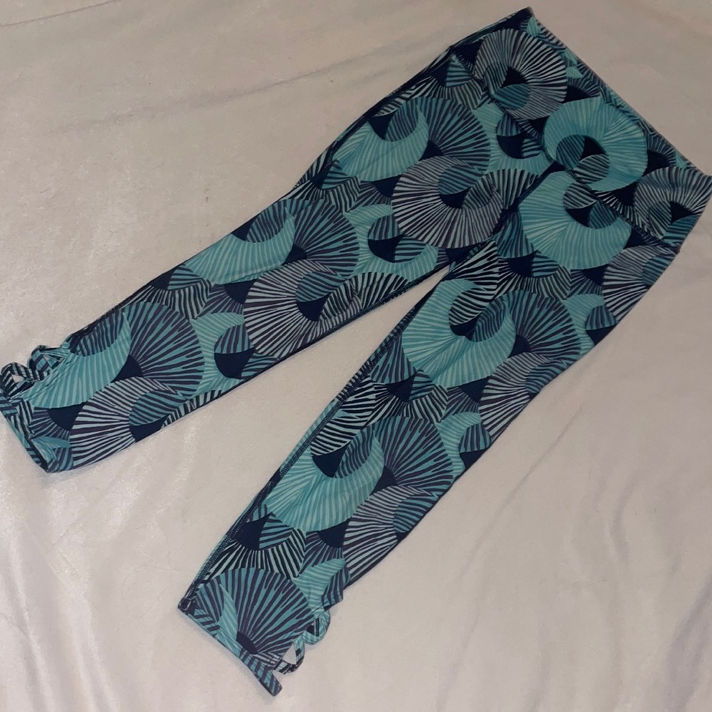 Aerie capri leggings